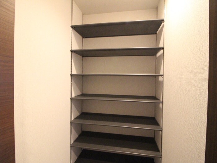 物件内観写真16　(靴箱)