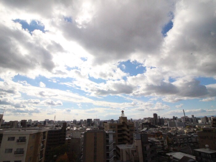 物件内観写真22　(室内からの展望)