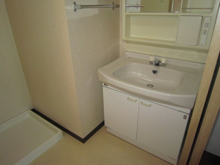 物件内観写真8　(洗面)