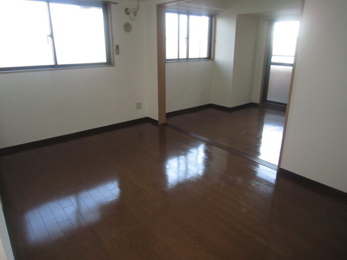 物件内観写真13　(居室)