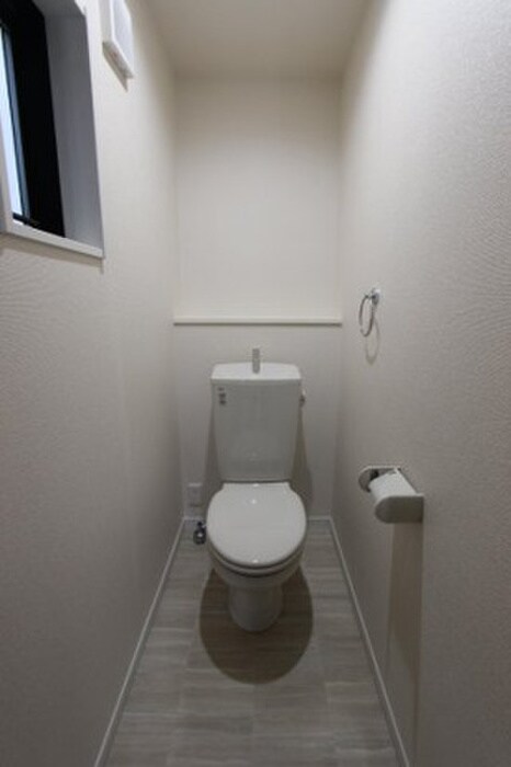物件内観写真6　(トイレ)