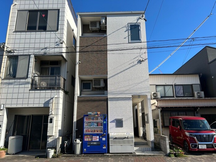 物件外観写真2　(外観写真)