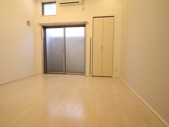 物件内観写真17　(居室)