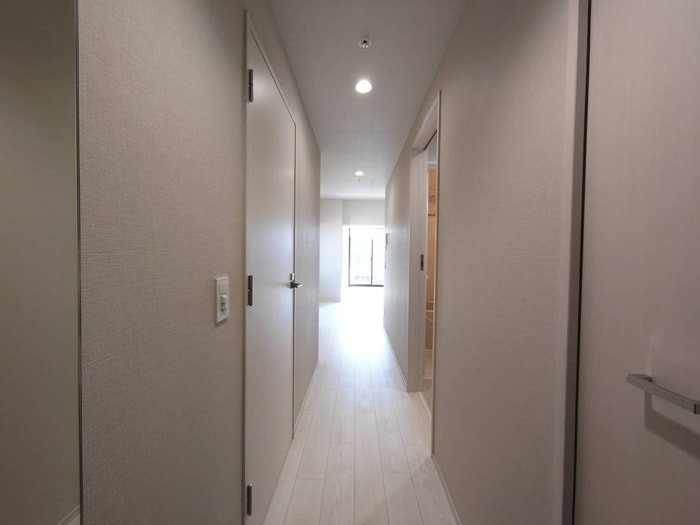 物件内観写真20　(廊下)