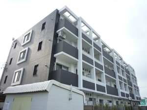 ラルゴ外観写真