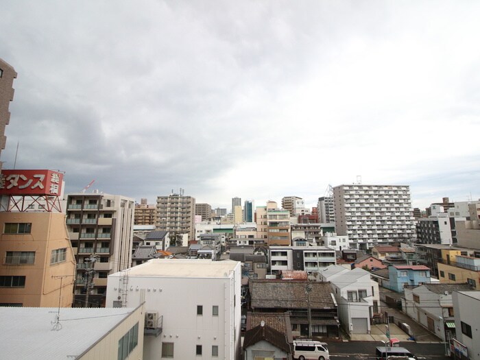 物件内観写真19　(室内からの展望)