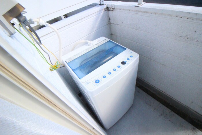 物件内観写真13　(洗濯機置場)