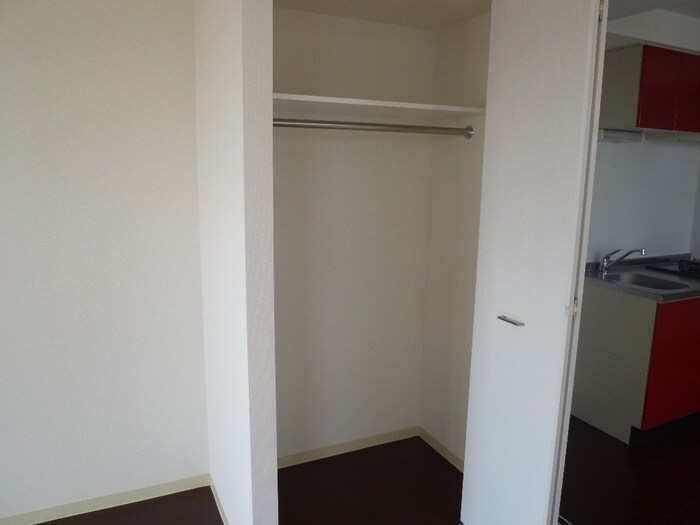 物件内観写真10　(収納)