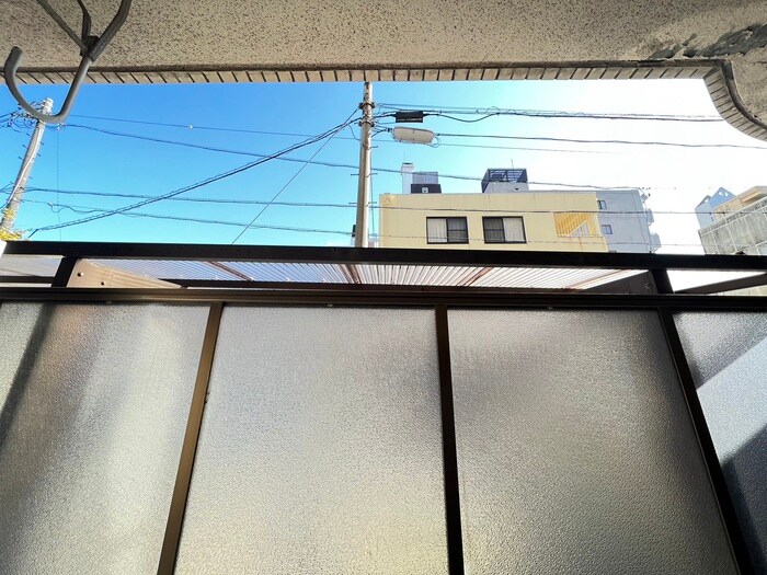 物件内観写真22　(室内からの展望)