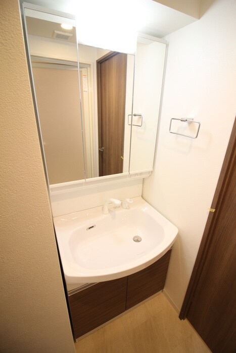 物件内観写真12　(洗面)