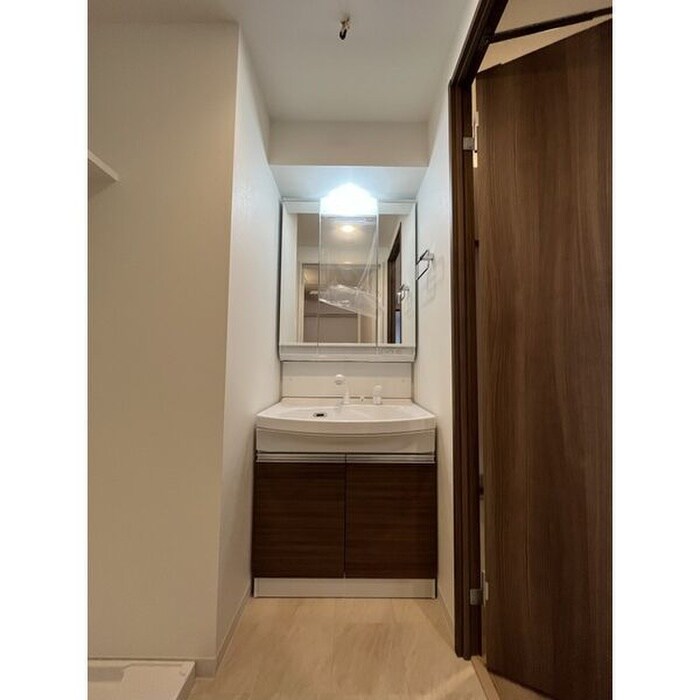 物件内観写真13　(洗面)