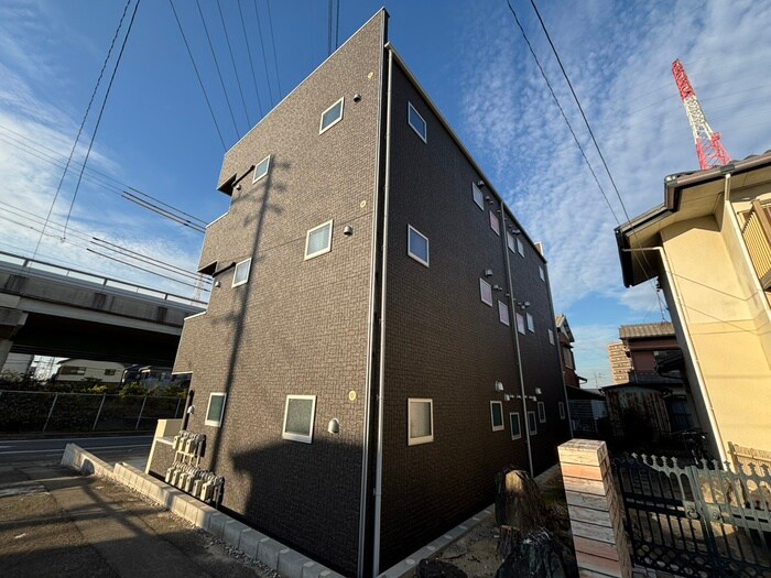 物件外観写真3　(外観写真)