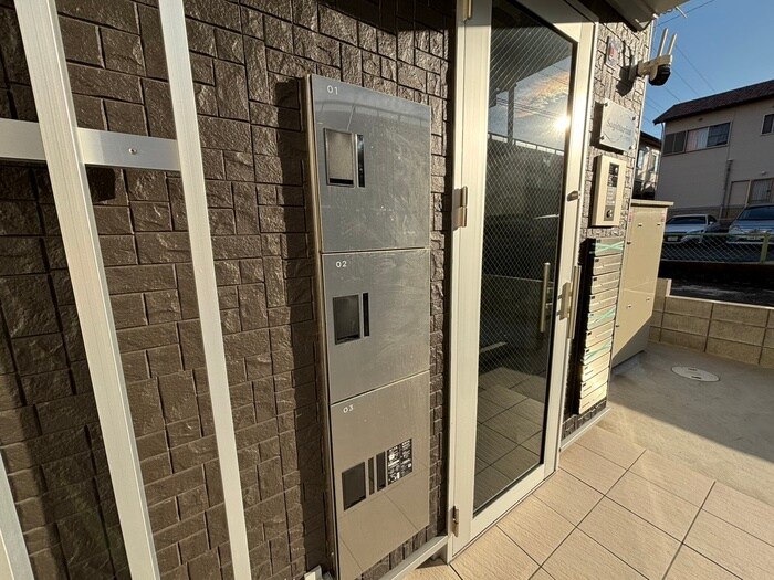 物件外観写真6　(建物設備)