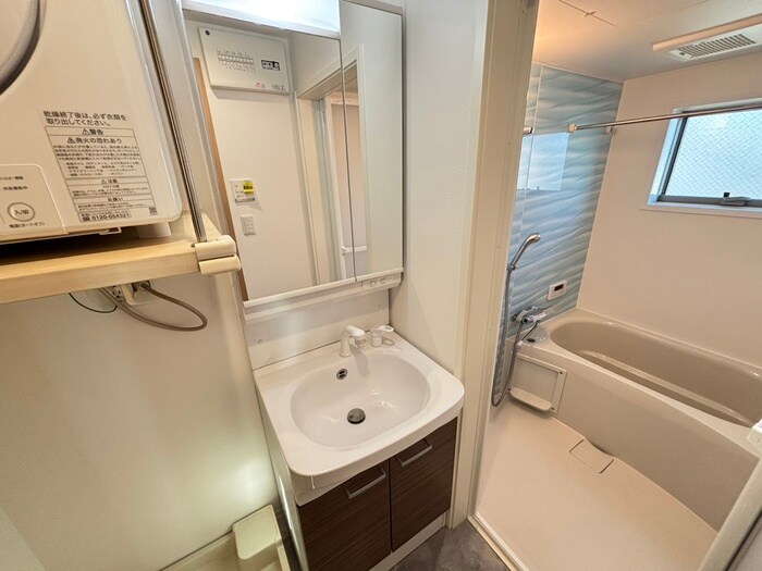 物件内観写真12　(洗面)