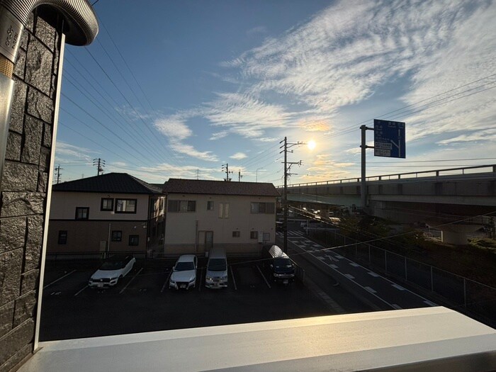 物件内観写真15　(室内からの展望)