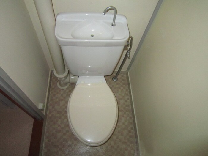 物件内観写真11　(トイレ)