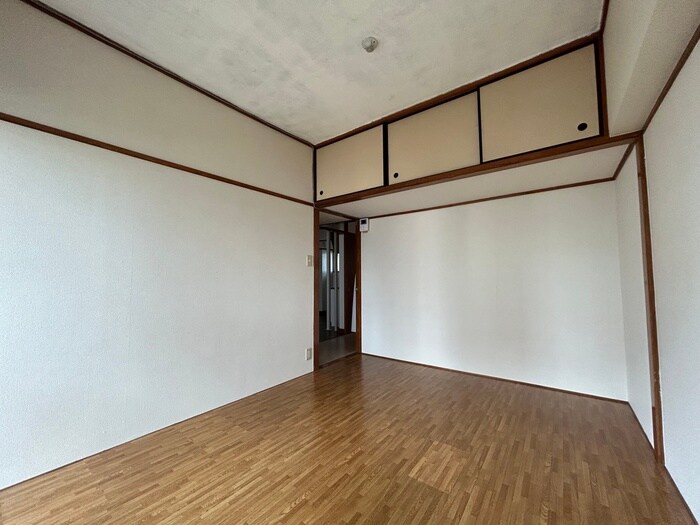 物件内観写真14　(居室)