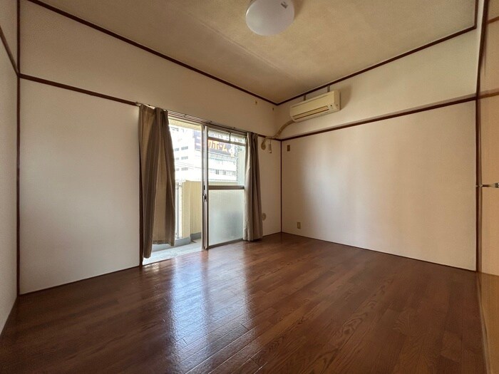 物件内観写真14　(居室)