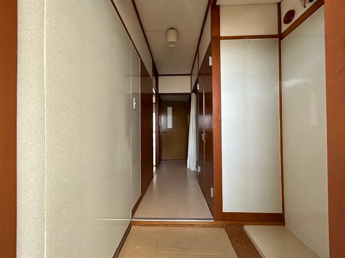 物件内観写真22　(玄関)