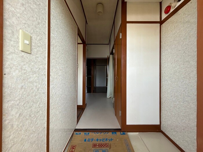 物件内観写真22　(玄関)