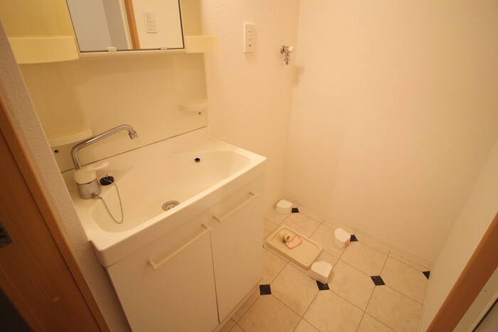 物件内観写真13　(洗面)