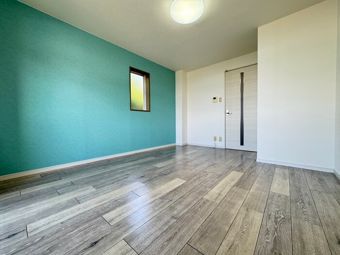 物件内観写真9　(居室)