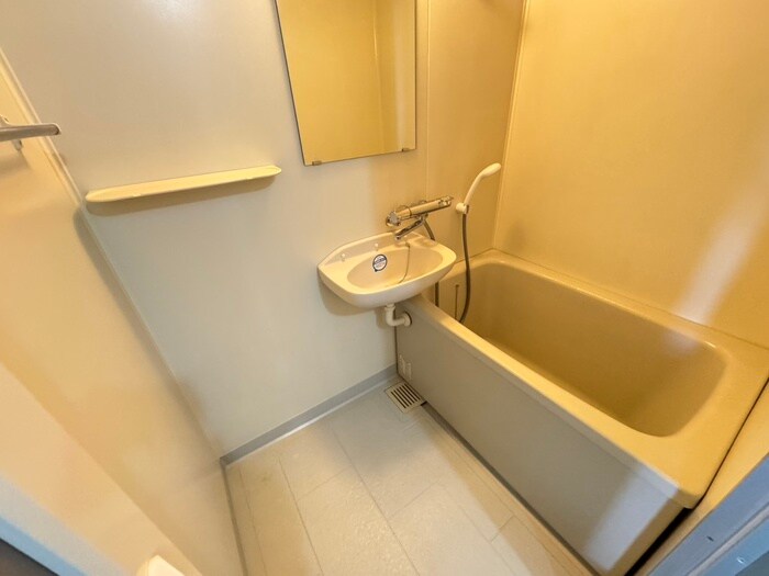 物件内観写真13　(バス／シャワールーム等)