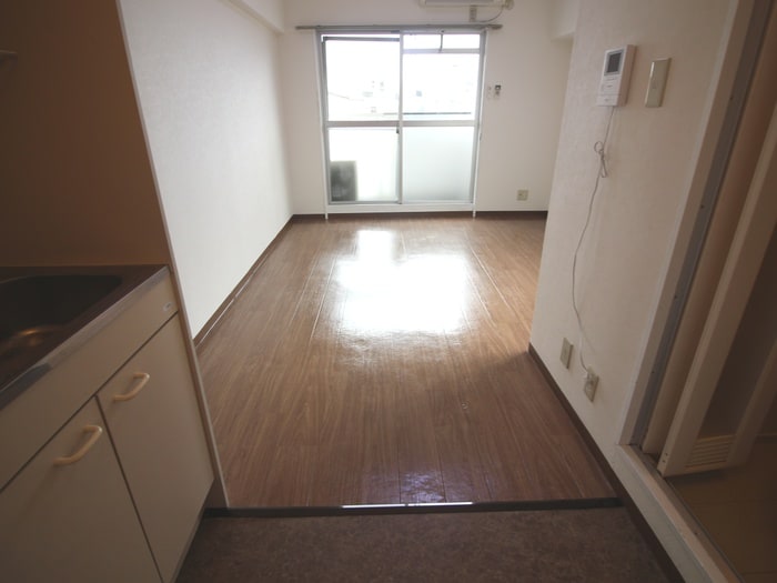 物件内観写真18　(廊下)