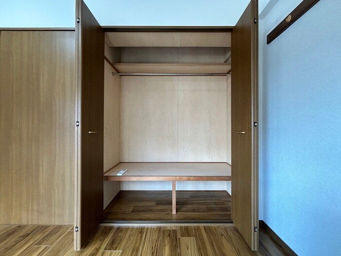 物件内観写真18　(収納)