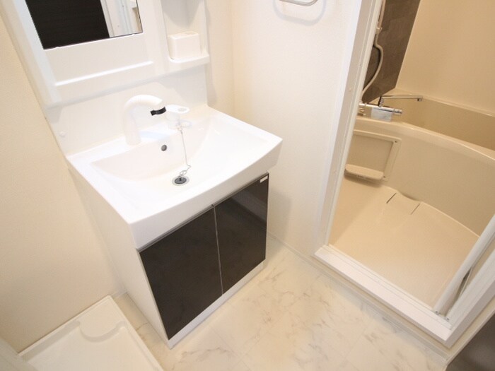 物件内観写真12　(洗面)