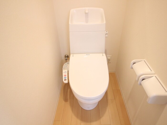 物件内観写真14　(トイレ)