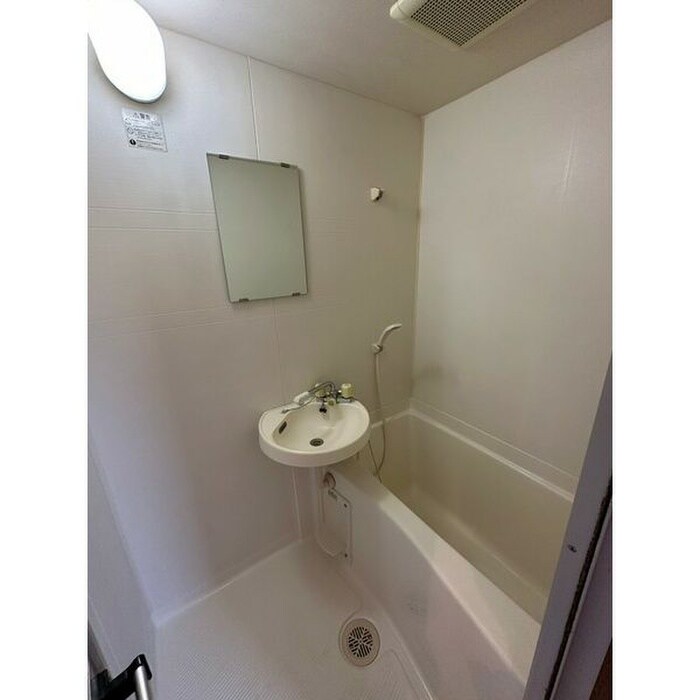 物件内観写真13　(バス／シャワールーム等)