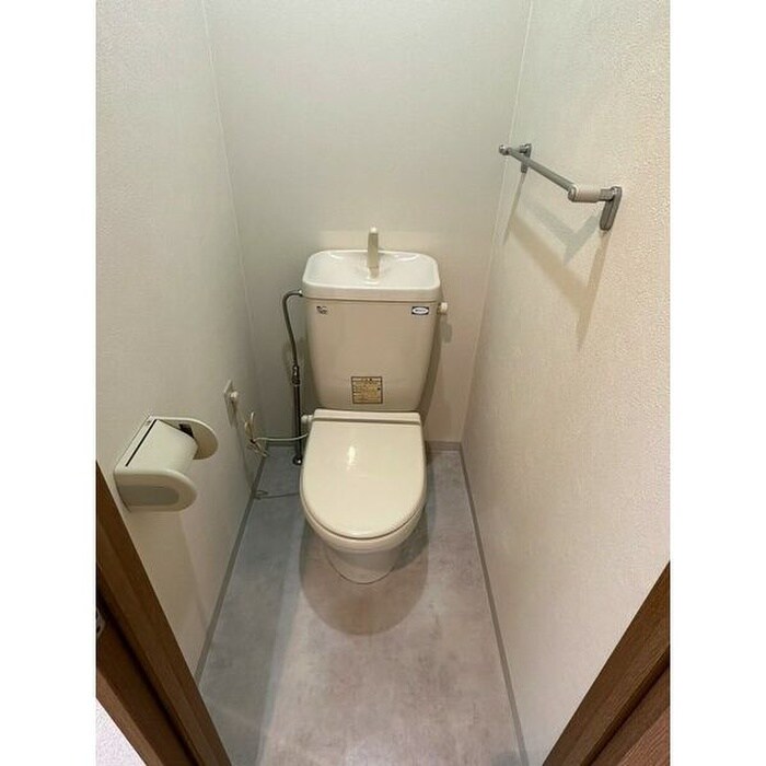 物件内観写真14　(トイレ)