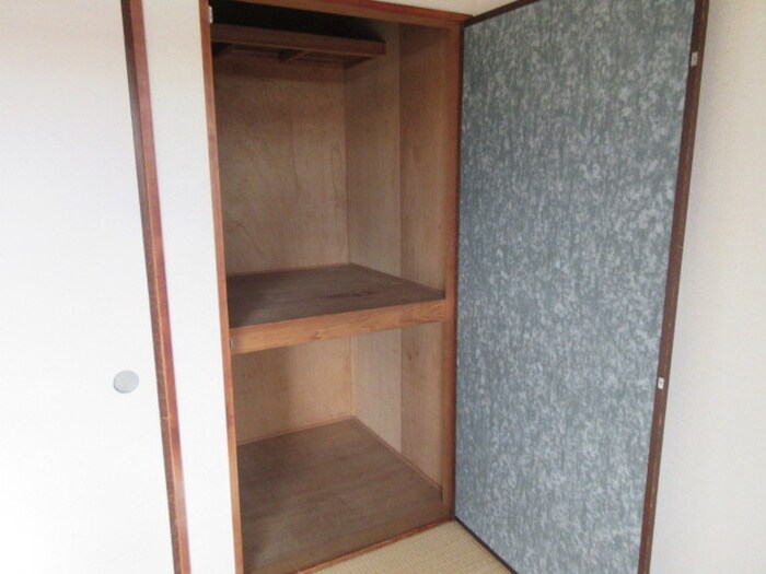 物件内観写真11　(収納)
