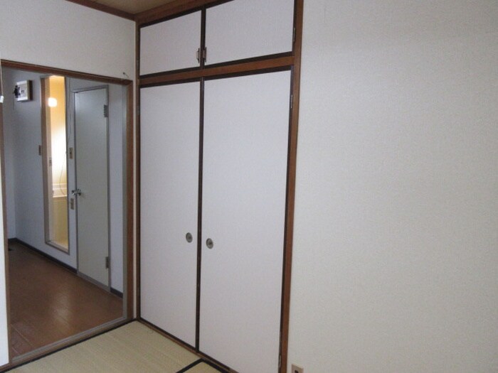 物件内観写真13　(収納)