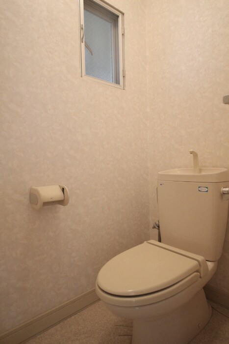物件内観写真12　(トイレ)