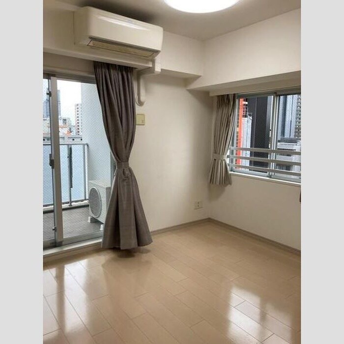 物件内観写真13　(居室)