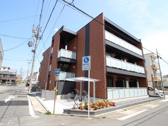 物件外観写真1　(外観写真)