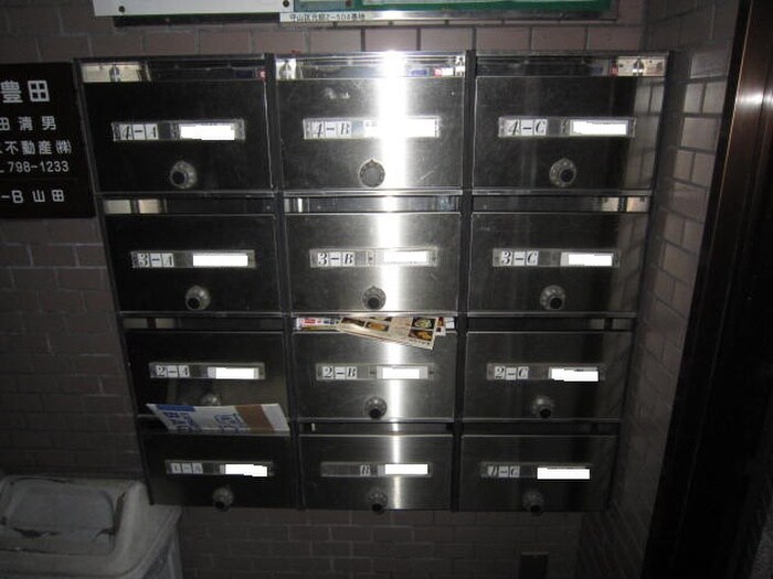 物件外観写真4　(建物設備)