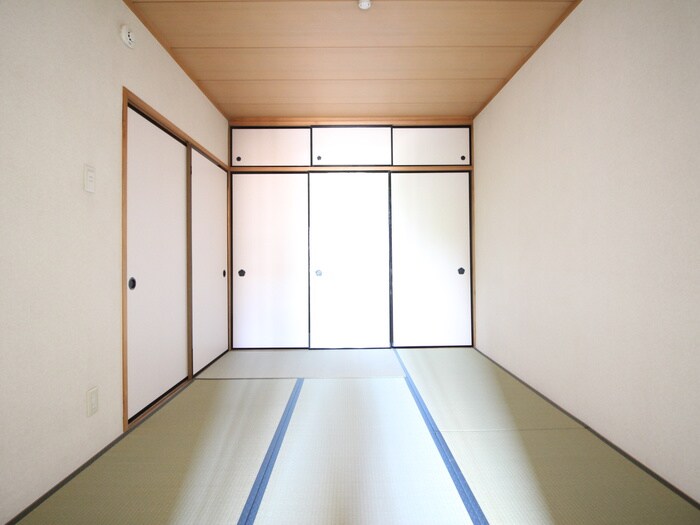 物件内観写真11　(居室)