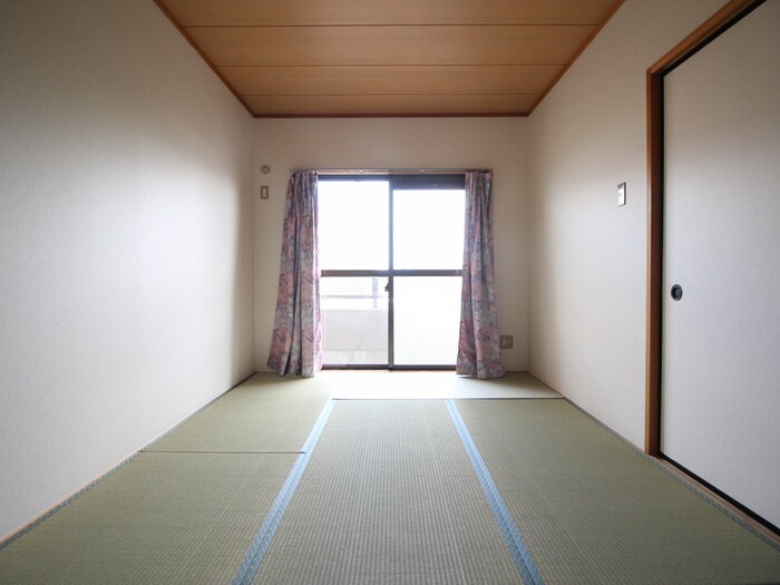 物件内観写真12　(居室)