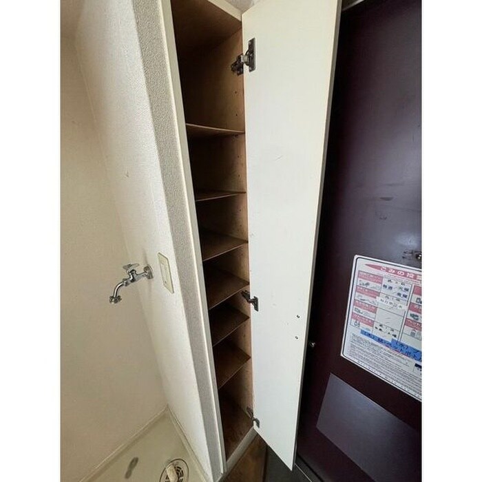 物件内観写真13　(靴箱)