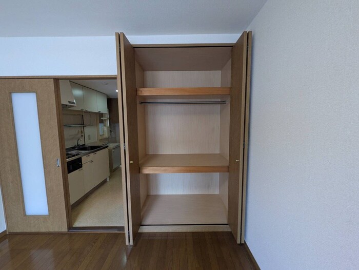 物件内観写真9　(収納)