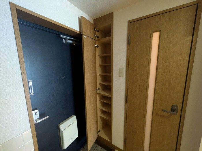 物件内観写真14　(靴箱)