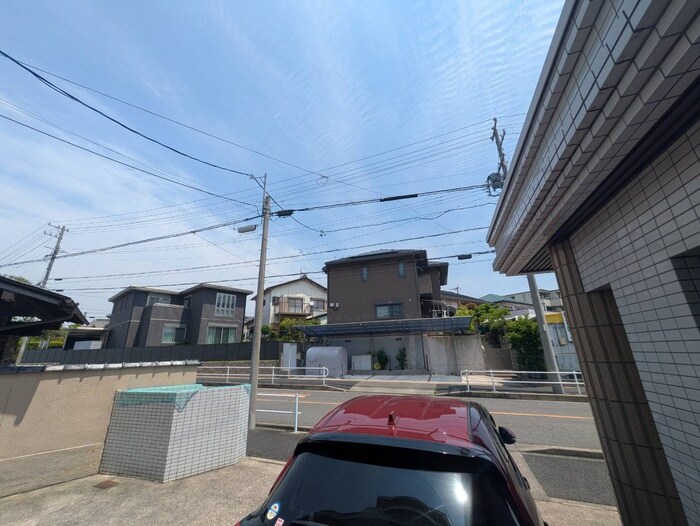 物件内観写真15　(室内からの展望)