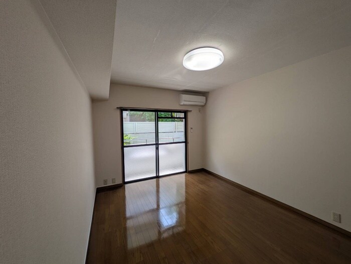 物件内観写真22　(居室)