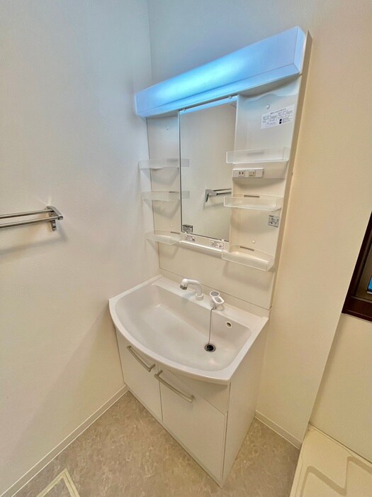 物件内観写真12　(洗面)