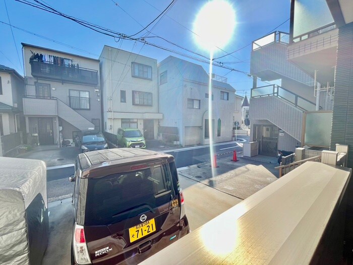 物件内観写真16　(室内からの展望)