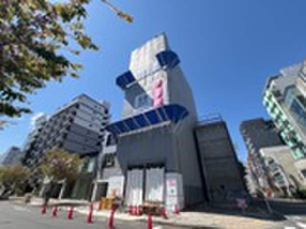 建築中
