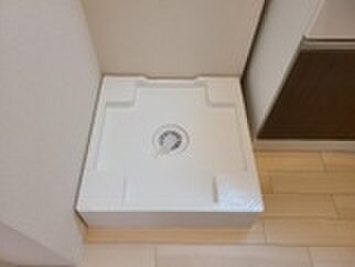 物件内観写真9　(洗濯機置場)